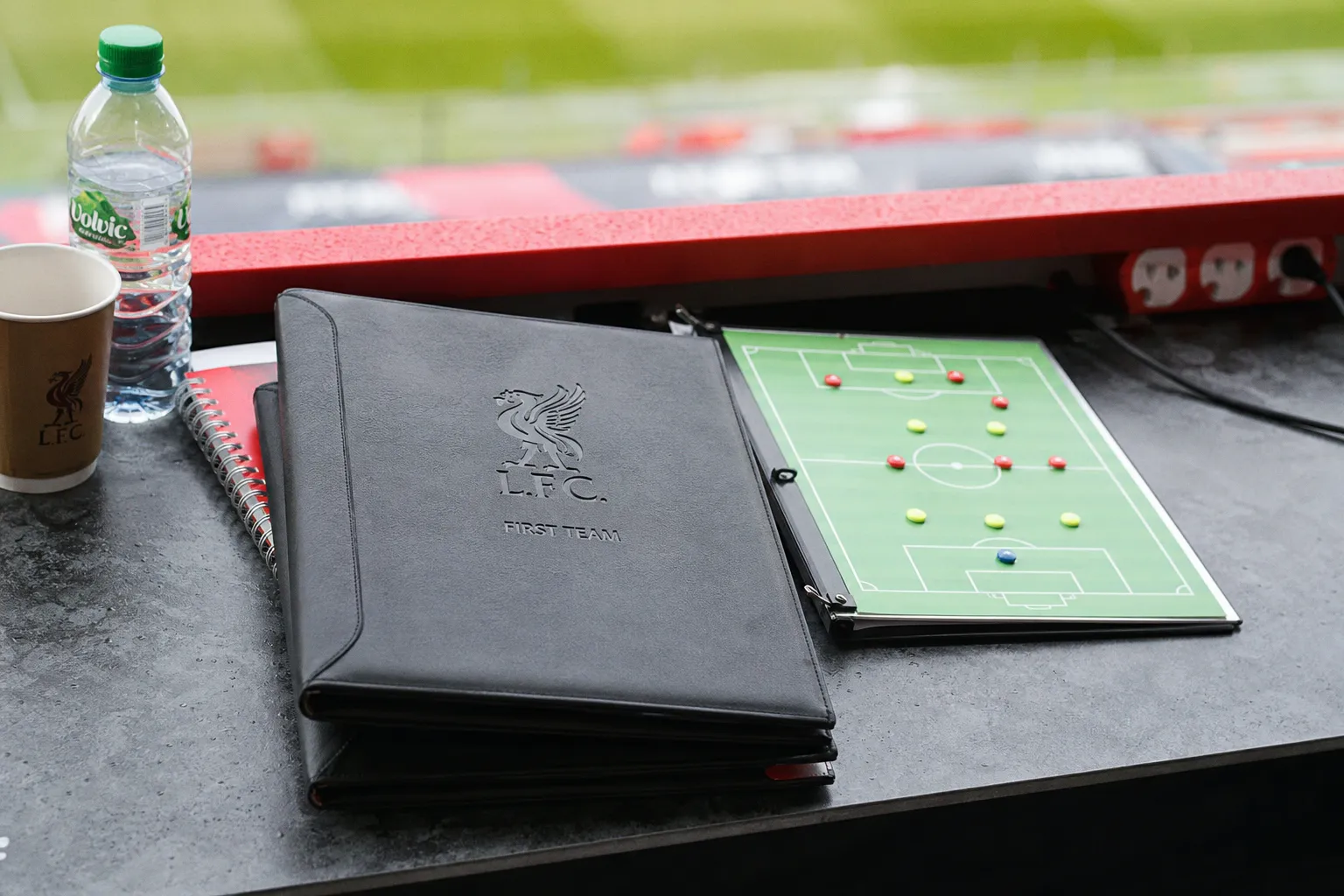 How Elite Sports Coaches Make High-Pressure Decisions